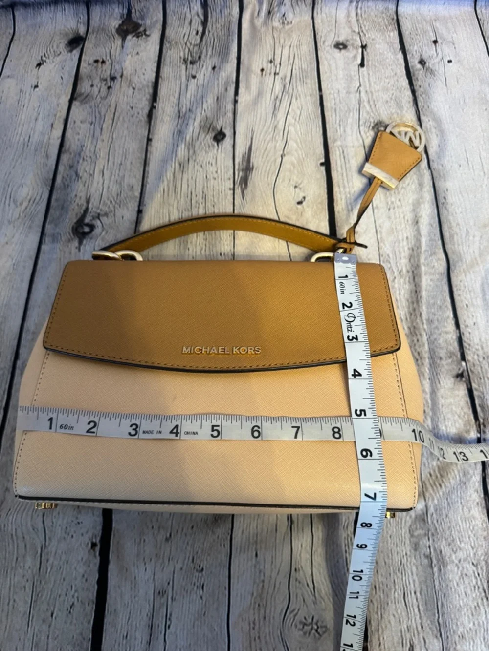 Michael Kors Beige Tan Colorblock Saffiano Leather Top Handle Satchel Chic